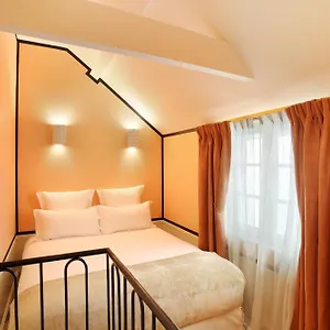 Appartement Le Ferdinand - Le Marais Serviced, Parijs
