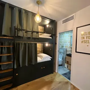  Hostel Fraternity-hotel