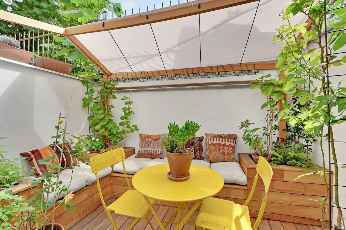 Bright Loft With Terrace - Belleville Paris France