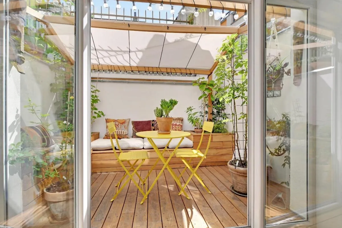 Bright Loft With Terrace - Belleville Paris Apartment
